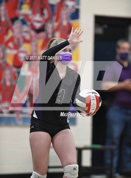 Thumbnail 1 in Regis Jesuit @ Douglas County photogallery.