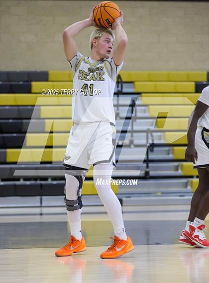 Thumbnail 2 in FR: Park City @ Deseret Peak (Sophomore) photogallery.