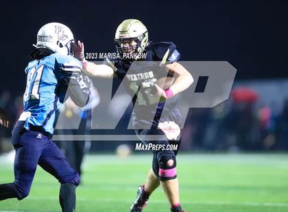Thumbnail 2 in Bishop Grimes vs Thousand Islands photogallery.
