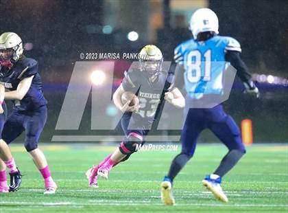 Thumbnail 2 in Bishop Grimes vs Thousand Islands photogallery.