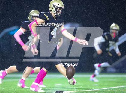 Thumbnail 3 in Bishop Grimes vs Thousand Islands photogallery.