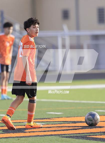 Thumbnail 2 in Grand Saline vs Mineola photogallery.