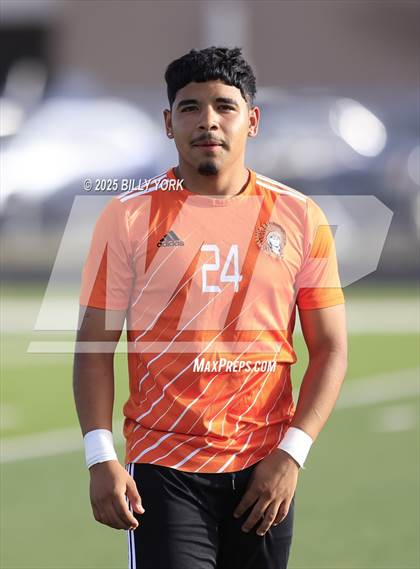 Thumbnail 3 in Grand Saline vs Mineola photogallery.