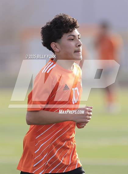 Thumbnail 3 in Grand Saline vs Mineola photogallery.