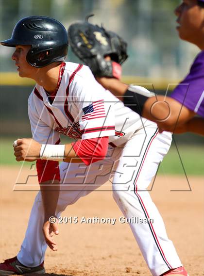 Thumbnail 1 in Santiago @ Segerstrom photogallery.