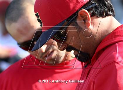 Thumbnail 3 in Santiago @ Segerstrom photogallery.