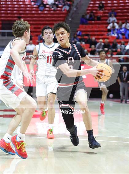 Thumbnail 2 in Alta vs. Bountiful (UHSAA 5A Quarterfinal) photogallery.