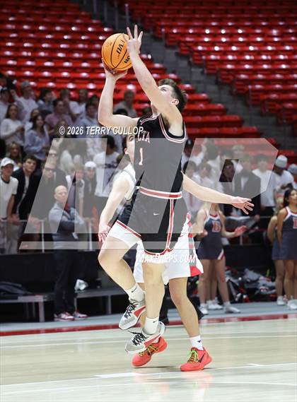 Thumbnail 1 in Alta vs. Bountiful (UHSAA 5A Quarterfinal) photogallery.