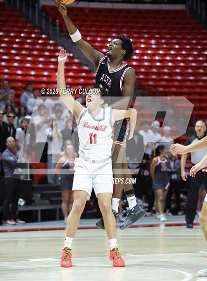 Thumbnail 2 in Alta vs. Bountiful (UHSAA 5A Quarterfinal) photogallery.