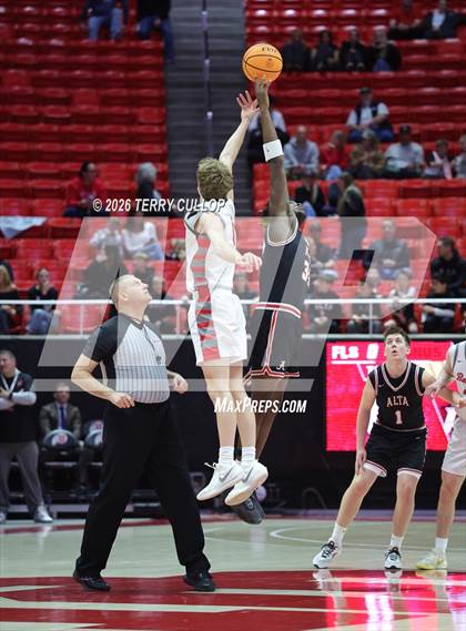 Thumbnail 3 in Alta vs. Bountiful (UHSAA 5A Quarterfinal) photogallery.