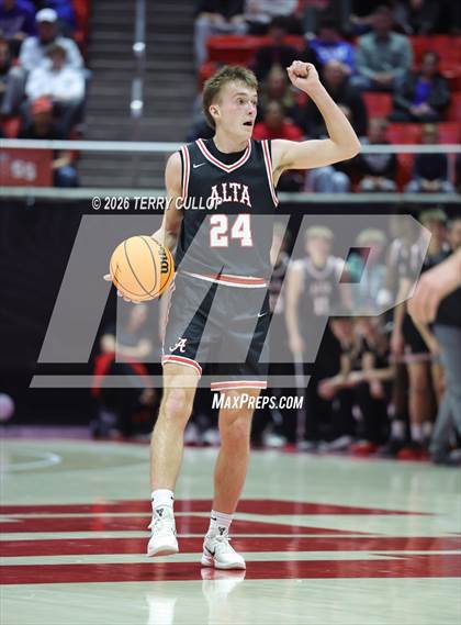 Thumbnail 1 in Alta vs. Bountiful (UHSAA 5A Quarterfinal) photogallery.