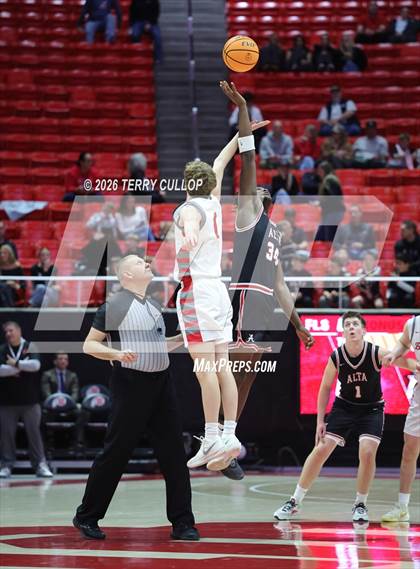 Thumbnail 2 in Alta vs. Bountiful (UHSAA 5A Quarterfinal) photogallery.