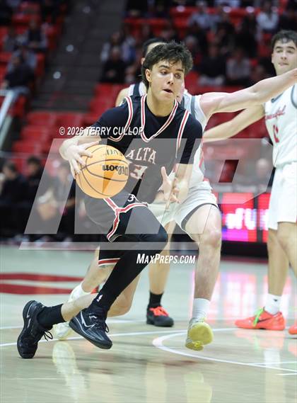 Thumbnail 3 in Alta vs. Bountiful (UHSAA 5A Quarterfinal) photogallery.