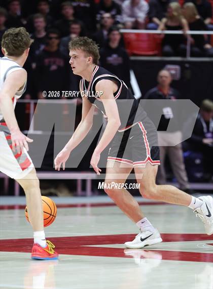 Thumbnail 3 in Alta vs. Bountiful (UHSAA 5A Quarterfinal) photogallery.