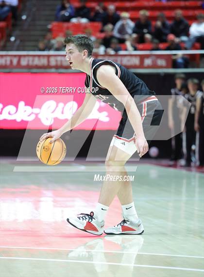 Thumbnail 1 in Alta vs. Bountiful (UHSAA 5A Quarterfinal) photogallery.