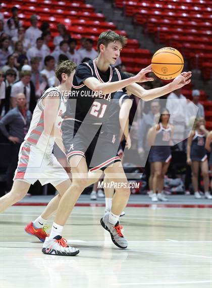 Thumbnail 3 in Alta vs. Bountiful (UHSAA 5A Quarterfinal) photogallery.
