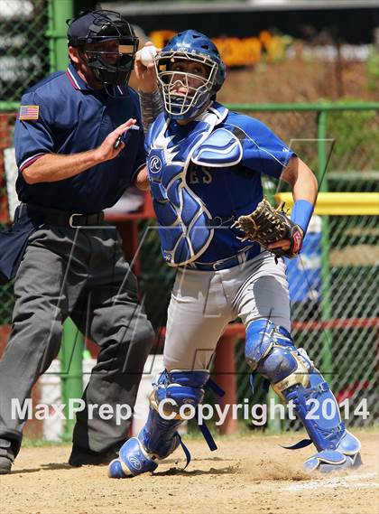 Thumbnail 1 in Columbia vs Valmeyer photogallery.