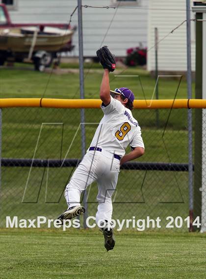 Thumbnail 2 in Columbia vs Valmeyer photogallery.