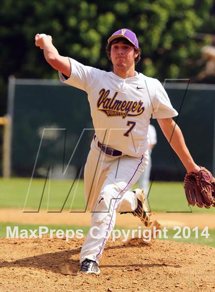 Thumbnail 1 in Columbia vs Valmeyer photogallery.