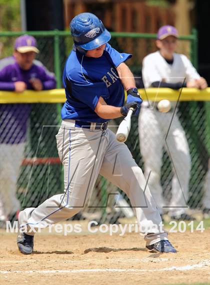 Thumbnail 2 in Columbia vs Valmeyer photogallery.