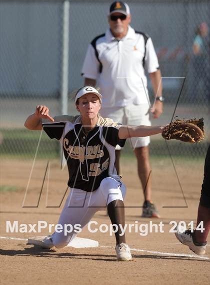 Thumbnail 2 in Canyon @ Esperanza photogallery.