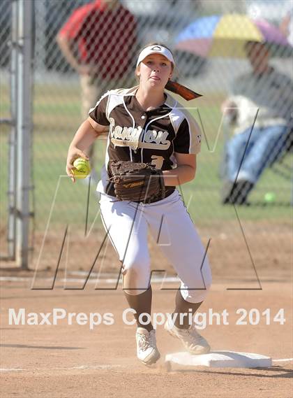 Thumbnail 1 in Canyon @ Esperanza photogallery.