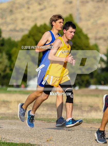 Thumbnail 2 in JV: Weiser Invitational photogallery.