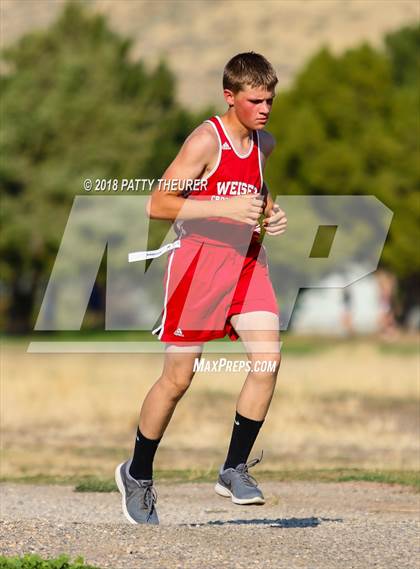 Thumbnail 2 in JV: Weiser Invitational photogallery.