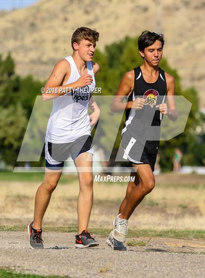 Thumbnail 3 in JV: Weiser Invitational photogallery.