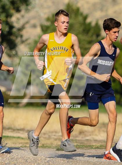 Thumbnail 2 in JV: Weiser Invitational photogallery.