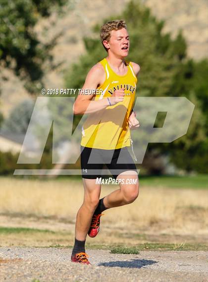 Thumbnail 1 in JV: Weiser Invitational photogallery.