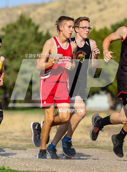 Thumbnail 1 in JV: Weiser Invitational photogallery.