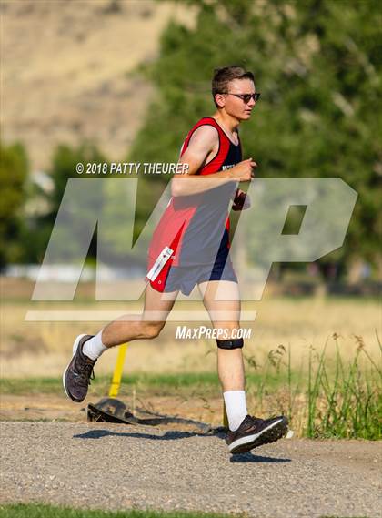 Thumbnail 2 in Weiser Invitational photogallery.