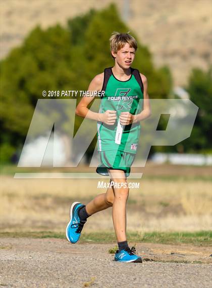 Thumbnail 2 in JV: Weiser Invitational photogallery.