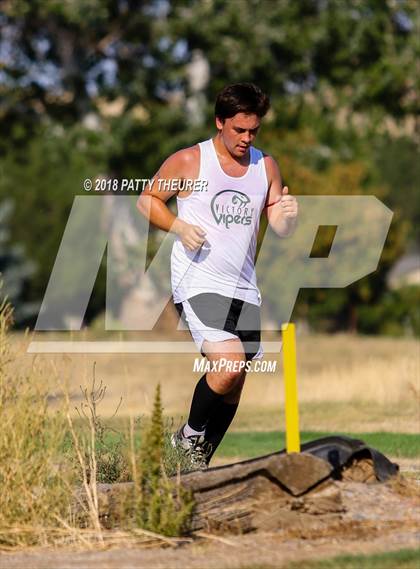 Thumbnail 3 in Weiser Invitational photogallery.