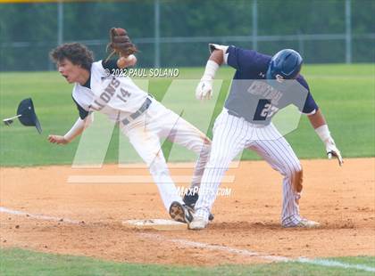Thumbnail 3 in Central Catholic @ San Antonio Christian photogallery.