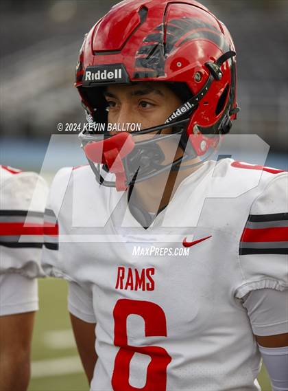 Thumbnail 1 in South Gate vs. Chatsworth (CIF LACS Division 2 Final) photogallery.