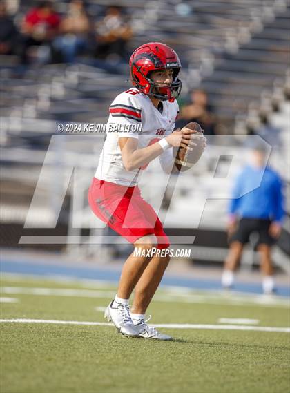 Thumbnail 2 in South Gate vs. Chatsworth (CIF LACS Division 2 Final) photogallery.