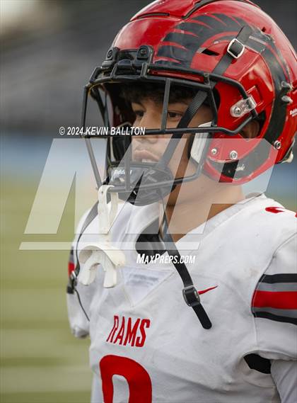 Thumbnail 3 in South Gate vs. Chatsworth (CIF LACS Division 2 Final) photogallery.