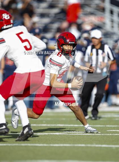 Thumbnail 3 in South Gate vs. Chatsworth (CIF LACS Division 2 Final) photogallery.