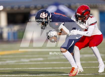 Thumbnail 3 in South Gate vs. Chatsworth (CIF LACS Division 2 Final) photogallery.