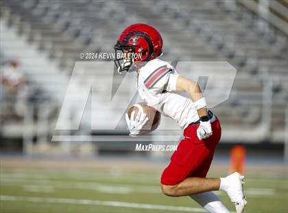 Thumbnail 2 in South Gate vs. Chatsworth (CIF LACS Division 2 Final) photogallery.