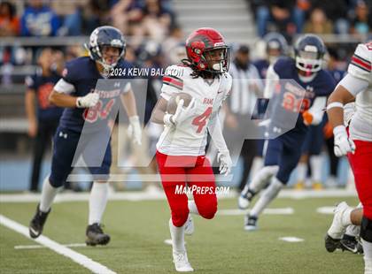 Thumbnail 2 in South Gate vs. Chatsworth (CIF LACS Division 2 Final) photogallery.