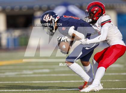Thumbnail 2 in South Gate vs. Chatsworth (CIF LACS Division 2 Final) photogallery.