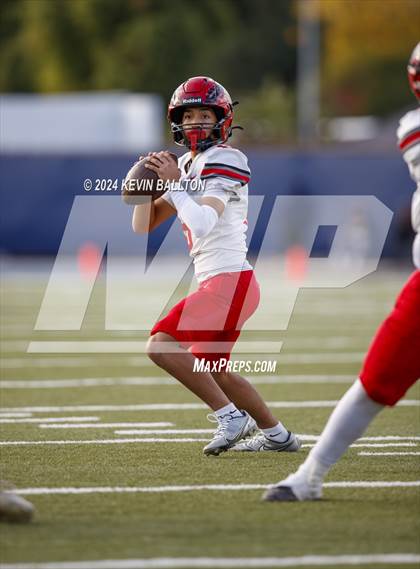 Thumbnail 3 in South Gate vs. Chatsworth (CIF LACS Division 2 Final) photogallery.