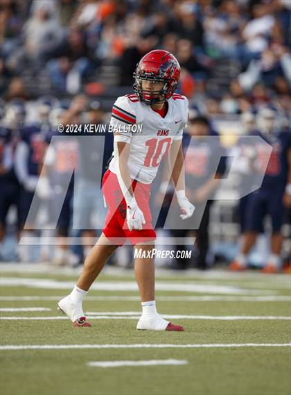 Thumbnail 1 in South Gate vs. Chatsworth (CIF LACS Division 2 Final) photogallery.