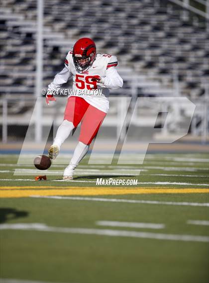 Thumbnail 3 in South Gate vs. Chatsworth (CIF LACS Division 2 Final) photogallery.