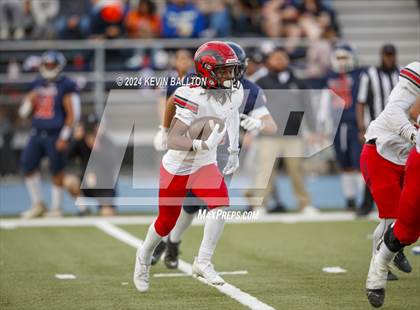 Thumbnail 3 in South Gate vs. Chatsworth (CIF LACS Division 2 Final) photogallery.