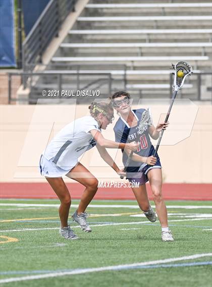 Thumbnail 3 in Valor Christian vs. Kent Denver (CHSAA 5A Quarter-Finals) photogallery.