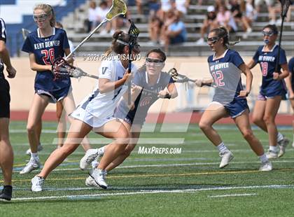 Thumbnail 2 in Valor Christian vs. Kent Denver (CHSAA 5A Quarter-Finals) photogallery.